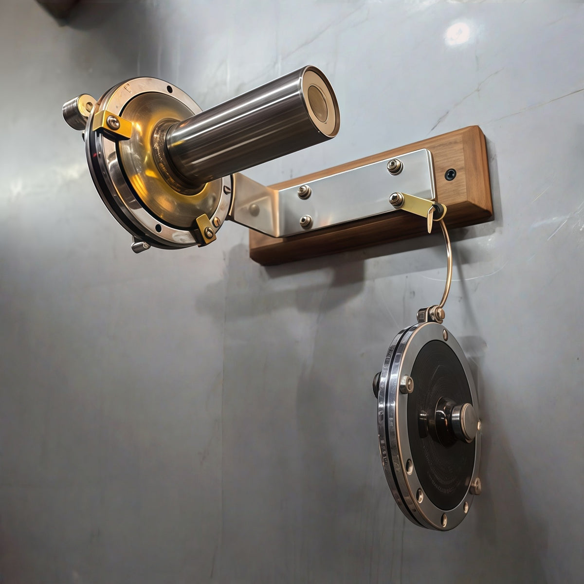 Vintage Fishing Reel Toilet Paper Holder-Unique Nautical Bathroom Decor with Functional Wall-Mounted Design